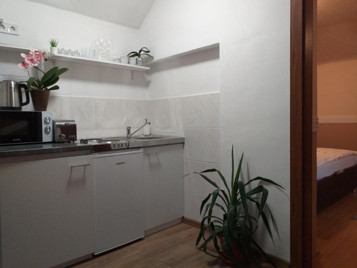 Aranka Apartman Gyula Exteriér fotografie
