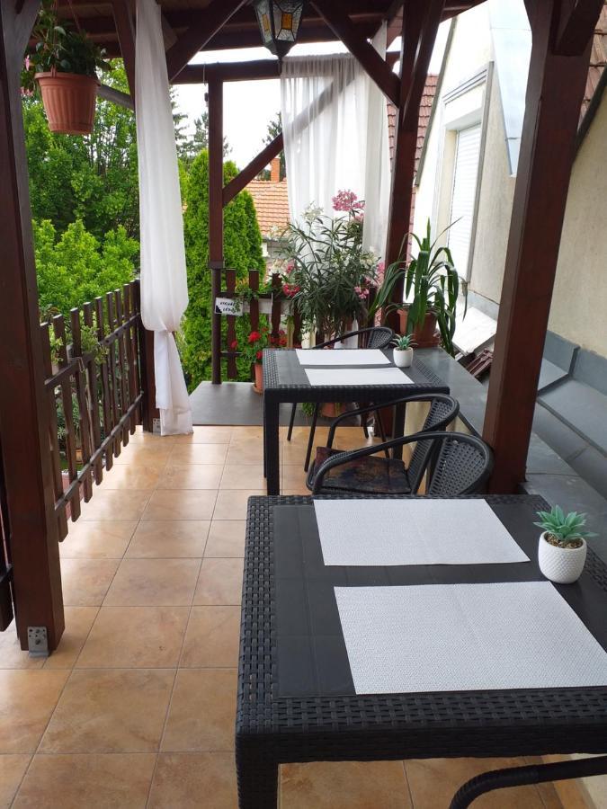 Aranka Apartman Gyula Exteriér fotografie