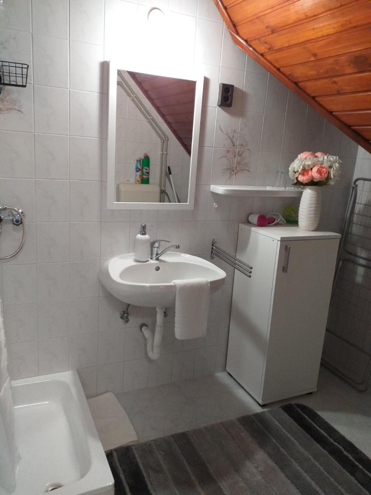 Aranka Apartman Gyula Exteriér fotografie