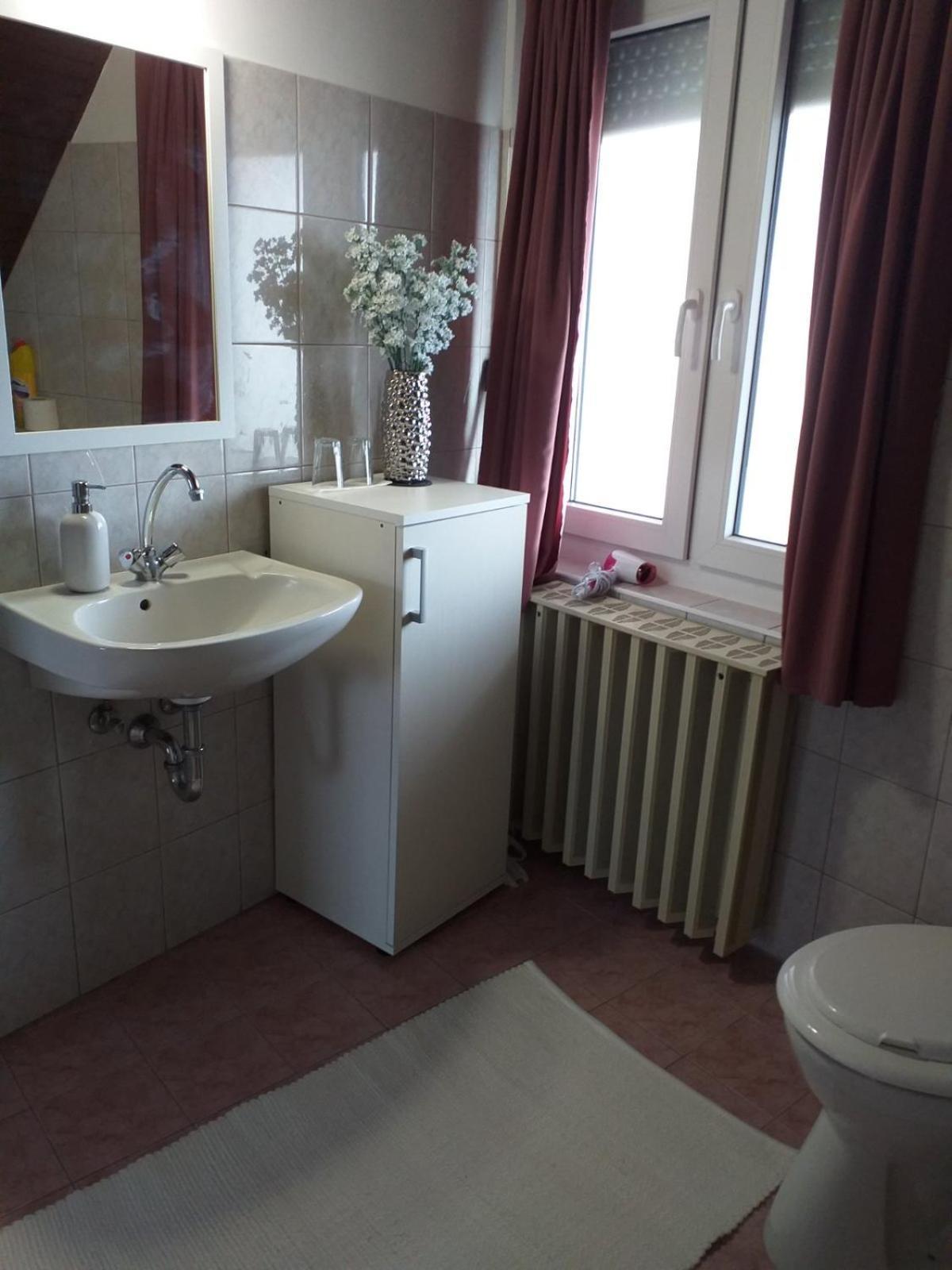 Aranka Apartman Gyula Exteriér fotografie